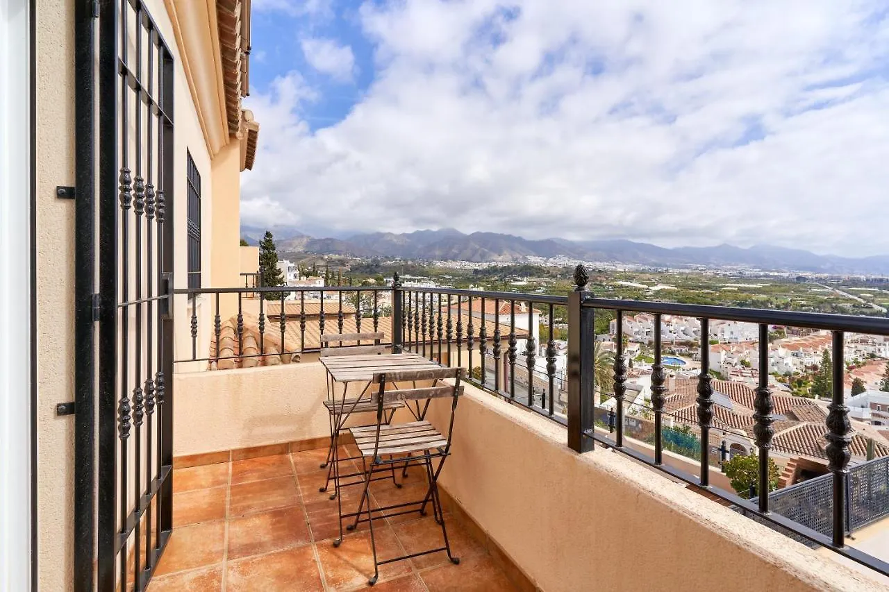 Balcon Bella Vista Villa Nerja 0*,  İspanya